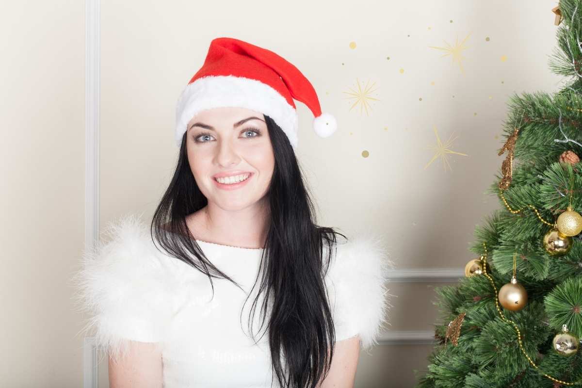 Transform Your Smile This Christmas: Top Cosmetic Dentistry Treatments for a Holiday Glow